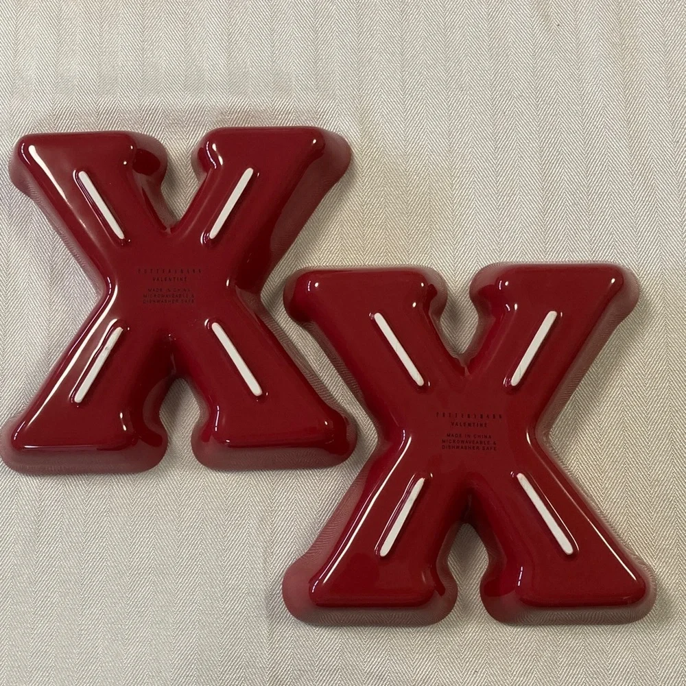 Pottery Barn Red Ceramic X-Shaped Trays Hugs
